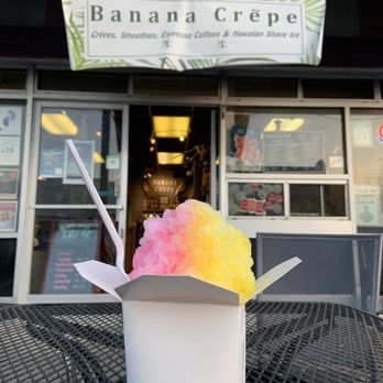 Lychee & banana flavors with a scoop of vanilla regular sized $5