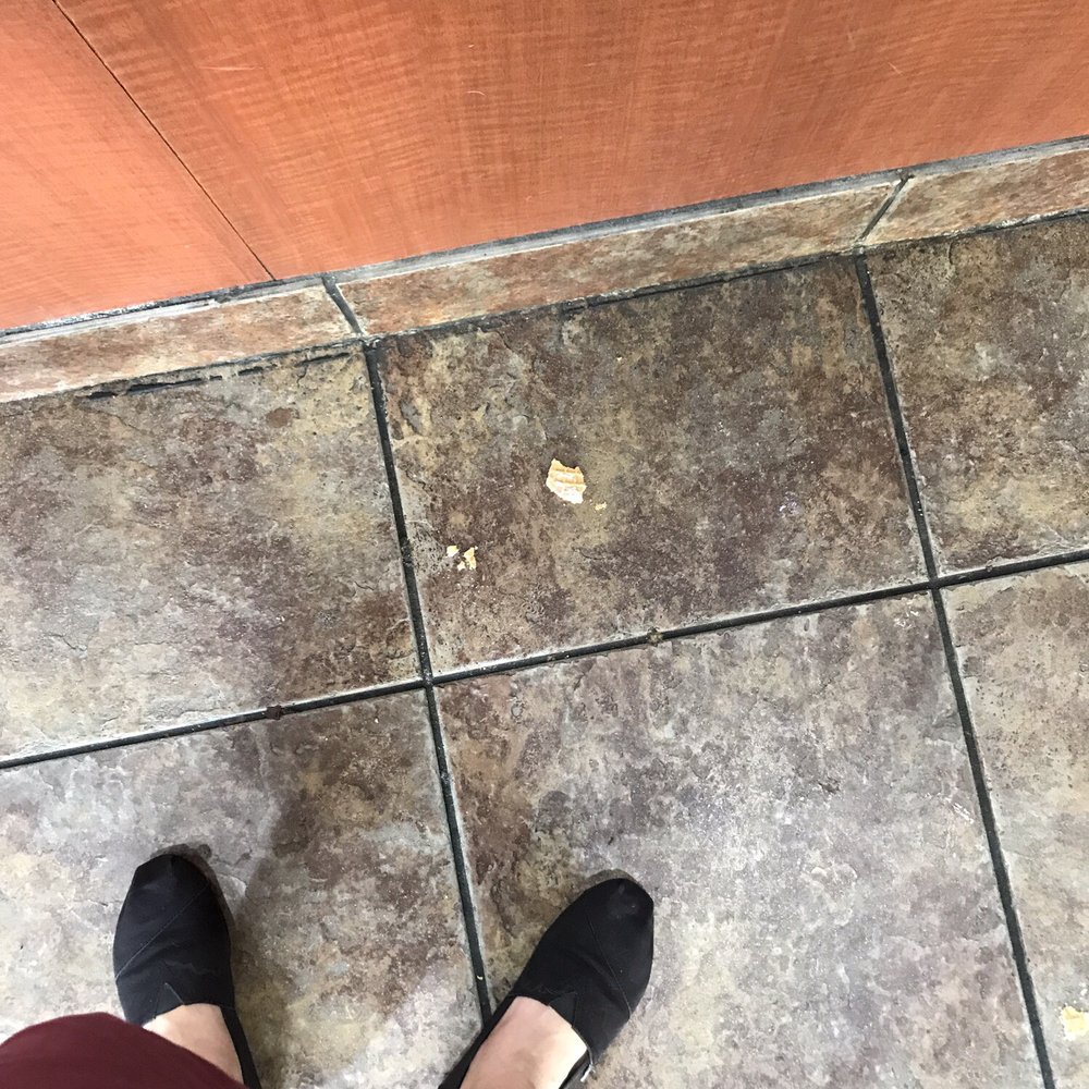 Cold Stone Creamery - Dirty and stick floors. - Ice Cream & Frozen Yogurt Near Me - Sarasota, Florida Cold Stone Creamery - Dirty and stick floors. - Ice Cream & Frozen Yogurt Near Me - Sarasota, Florida