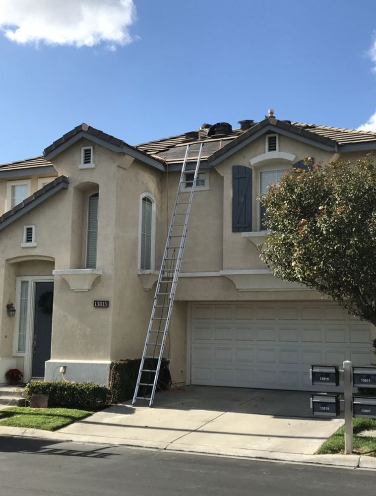 Slide of HomeGuard Roofing