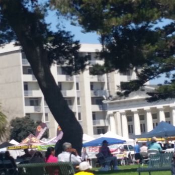 Downtown Oxnard Farmers Market - Farmers Market Near Me - Oxnard, California