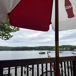 Brother Fleckers Bar+Restaurant - Outdoor seating overlooking long lake