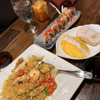Thai Sticky Rice - Sweet Heart Roll, Sweet Sticky Rice with Mango, Pineapple Fried Rice Dinner, Thai Iced Tea - Thai Near Me - Arlington, Massachusetts Thai Sticky Rice - Sweet Heart Roll, Sweet Sticky Rice with Mango, Pineapple Fried Rice Dinner, Thai Iced Tea - Thai Near Me - Arlington, Massachusetts
