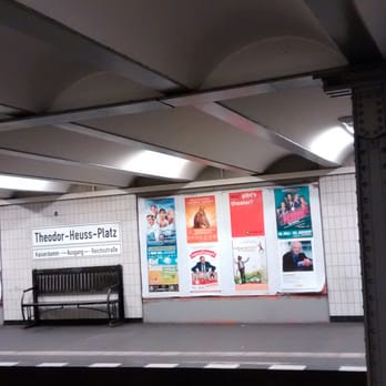 Theodor-Heuss-Platz - Public Plazas Near Me - Berlin, BE