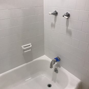 Oahu Tub Experts - After Oahu tub fixed problem. - Refinishing Services Near Me - Honolulu, Hawaii Oahu Tub Experts - After Oahu tub fixed problem. - Refinishing Services Near Me - Honolulu, Hawaii