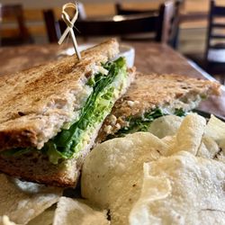 Covernotes Coffee House - Avocado & Aged Cheddar Sandwich