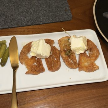 Kabinett Wine Bar + Dining - Marinated Feta, Meredith's Diary - Wine Bars Near Me - Easton, Pennsylvania