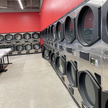 Heights Laundry 3 - Laundromat Near Me - Detroit, Michigan Heights Laundry 3 - Laundromat Near Me - Detroit, Michigan