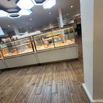 Brecotea - Baked goods - Bubble Tea Near Me - Cary, North Carolina
