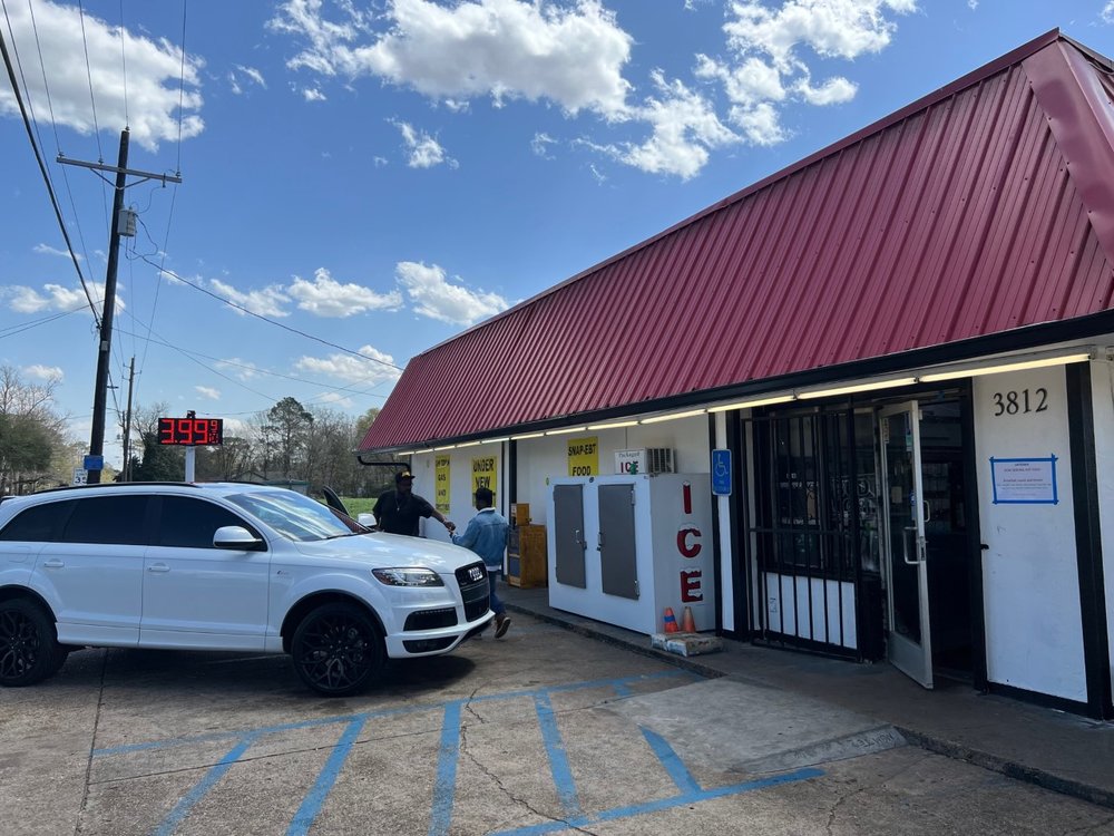 CHITOWN GAS & GROCERY Updated October 2024 3812 3rd St, Alexandria