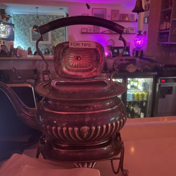 The Wellborn - Adorable tip jar - Lounges Near Me - Orlando, Florida