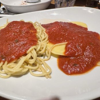 Olive Garden Italian Restaurant - Cheese Ravioli - Italian Near Me - Maple Grove, Minnesota Olive Garden Italian Restaurant - Cheese Ravioli - Italian Near Me - Maple Grove, Minnesota
