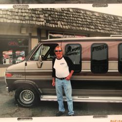 Arnold's Van & Truck