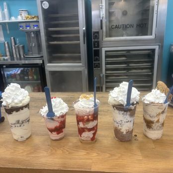 Cookies & Cream - Bakeries Near Me - Nags Head, North Carolina