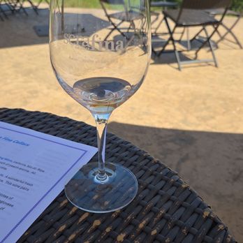Sera Fina Cellars - Wineries Near Me - Plymouth, California