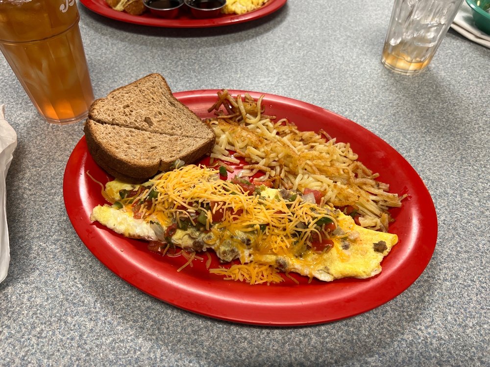 CAROLINA’S DINER 148 Photos & 136 Reviews 5605 W Friendly Ave