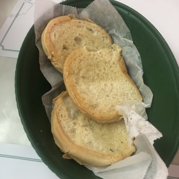 Versailles - Garlic bread - Cuban Near Me - Miami, Florida Versailles - Garlic bread - Cuban Near Me - Miami, Florida