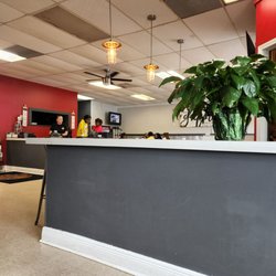 Marlo's Backyard BBQ - Picture of Front of Marlos