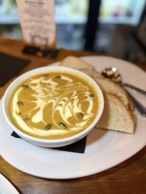 House of Oliver by null