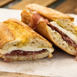 Mamma Leone Bakery