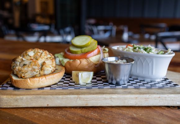 Mt. Washington Tavern by null