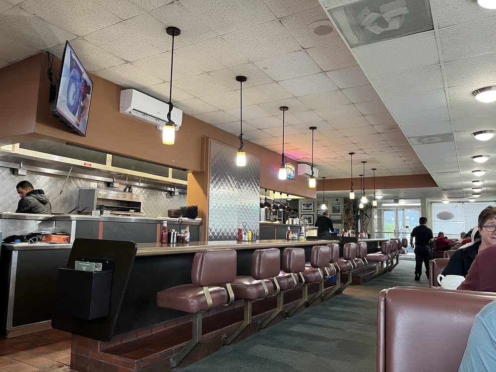 Boulevard Cafe & Grill