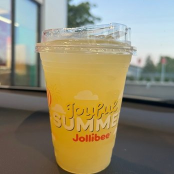 Jollibee - Pineapple Quencher - Chicken Shop Near Me - Hillsboro, Oregon Jollibee - Pineapple Quencher - Chicken Shop Near Me - Hillsboro, Oregon