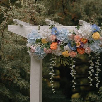 Evergreen Meadows - Venues & Event Spaces Near Me - Snoqualmie, Washington Evergreen Meadows - Venues & Event Spaces Near Me - Snoqualmie, Washington