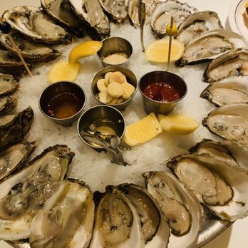Hudson House - Wellfleet oysters mix - Seafood Near Me - Addison, Texas