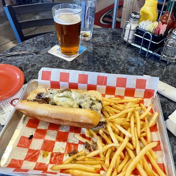Spinns Burger & Beer - Philly cheesesteak with green chili - American Near Me - Albuquerque, New Mexico