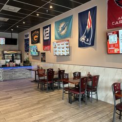 Wings Way - Dining room