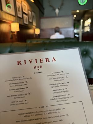Riviera Bar by null