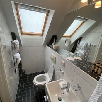 Hotell Slottsbacken - Bathroom - Hotels Near Me - Visby, I