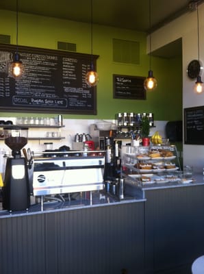 Claddagh A Wee Shop by null