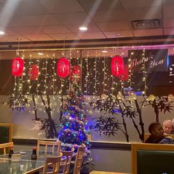 Asaka Japanese & Asian Cuisine - Interior during Holidays