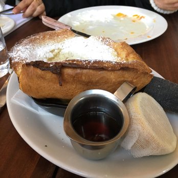 Tilikum Place Cafe - Lemon Classic Dutch pancake - New American Near Me - Seattle, Washington