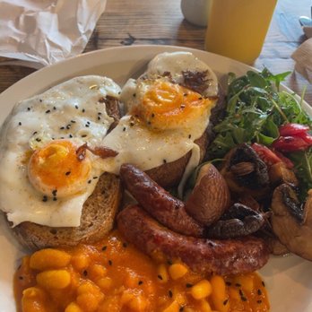 Mihbaj - The full English breakfast. Crazy Brits... - Cafes Near Me - London, XGL Mihbaj - The full English breakfast. Crazy Brits... - Cafes Near Me - London, XGL