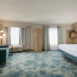 Hampton Inn Lancaster - Guest room