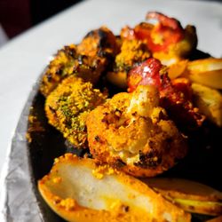 Taj Mahal Indian Restaurant - Tandoori sabzi. Crunchy roasted goodness!