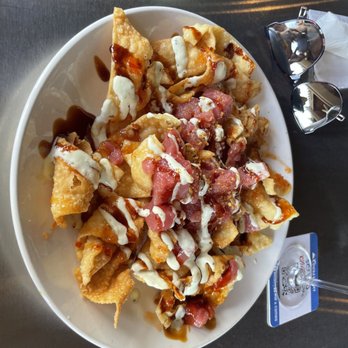 Restaurant 604 - Poke nachos - Breakfast & Brunch Near Me - Honolulu, Hawaii