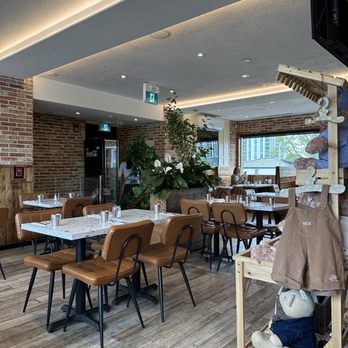 Chillax Eatery & Mart - Upper floor restaurant - Noodles Near Me - Toronto, Ontario