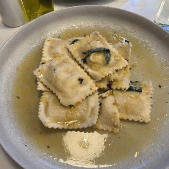 Il Falò - Goat cheese and honey ravioli. Sound weird but it's great - Italian Near Me - Raleigh, North Carolina Il Falò - Goat cheese and honey ravioli. Sound weird but it's great - Italian Near Me - Raleigh, North Carolina