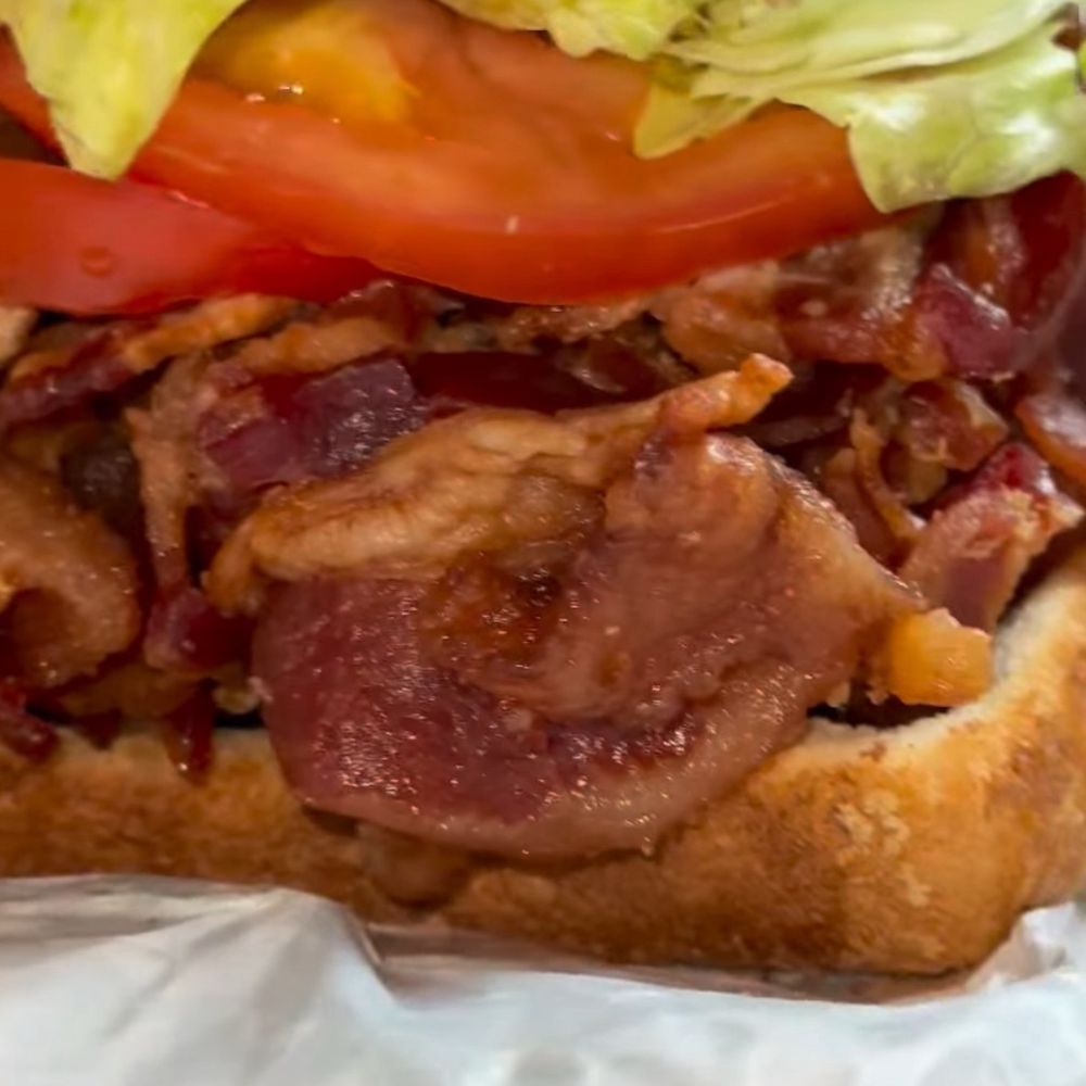BLT SANDWICH BLT SANDWICH