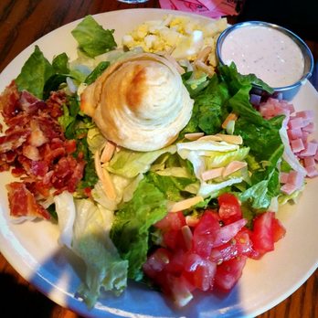 Hickory Tavern - Tavern Salad - American Near Me - Wesley Chapel, North Carolina Hickory Tavern - Tavern Salad - American Near Me - Wesley Chapel, North Carolina