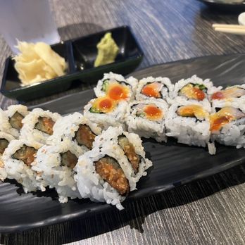 DOZO Izakaya - Spicy Tuna Roll - Sushi Bars Near Me - Tempe, Arizona DOZO Izakaya - Spicy Tuna Roll - Sushi Bars Near Me - Tempe, Arizona