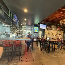 Cornerstone BBQ - Bar area