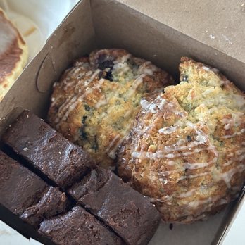 Waioli Kitchen and Bake Shop - Breakfast & Brunch Near Me - Honolulu, Hawaii Waioli Kitchen and Bake Shop - Breakfast & Brunch Near Me - Honolulu, Hawaii