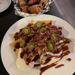 Sammy's Pizza - BBQ pulled pork nachos
