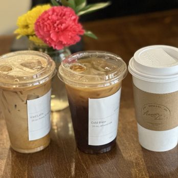 Anna's On The Lake - Iced Latte, Cold Brew, and Caramel Latte - Coffee & Tea Near Me - Kenosha, Wisconsin