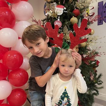 Kidology Day Care - Kidology Christmas party - Child Care & Day Care Near Me - Los Angeles, California