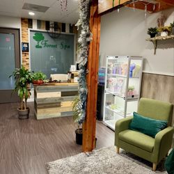 Forest Spa - Front